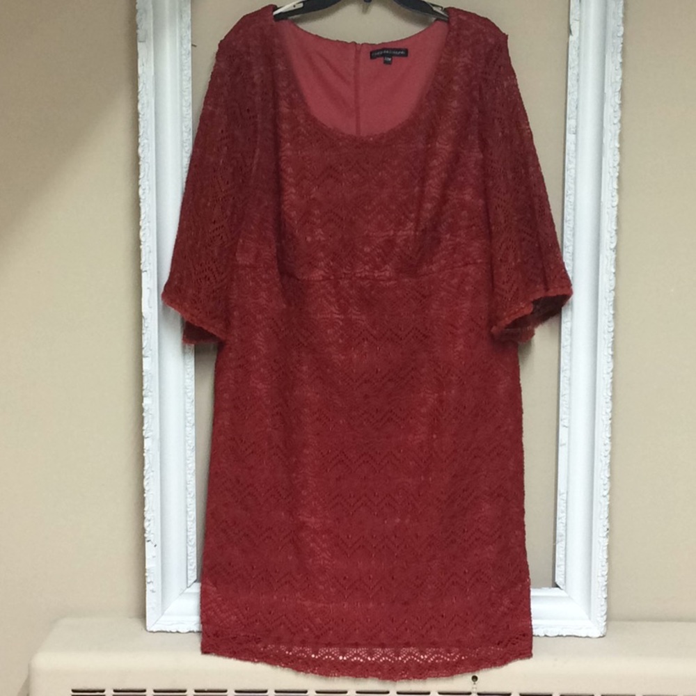 Chris McLaughlin lace dress